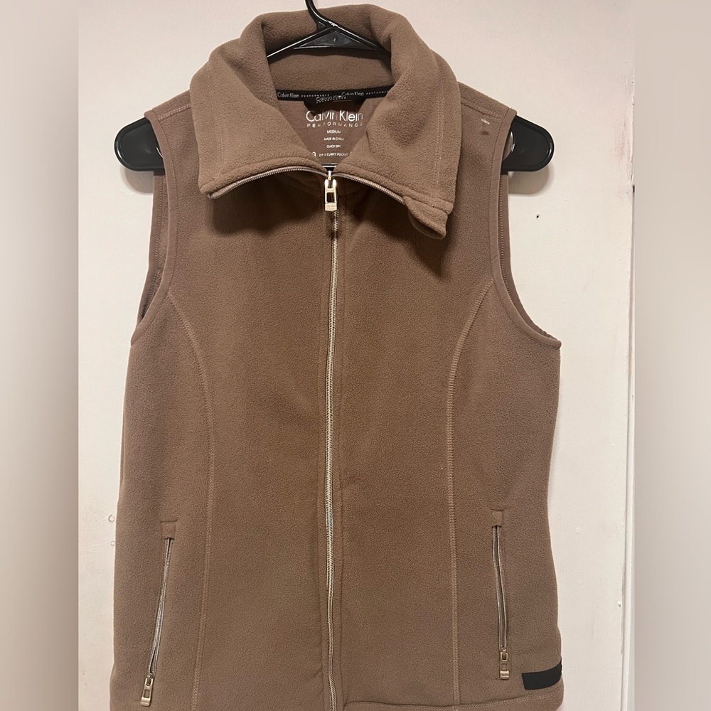 Calvin Klein Tan Performance Vest